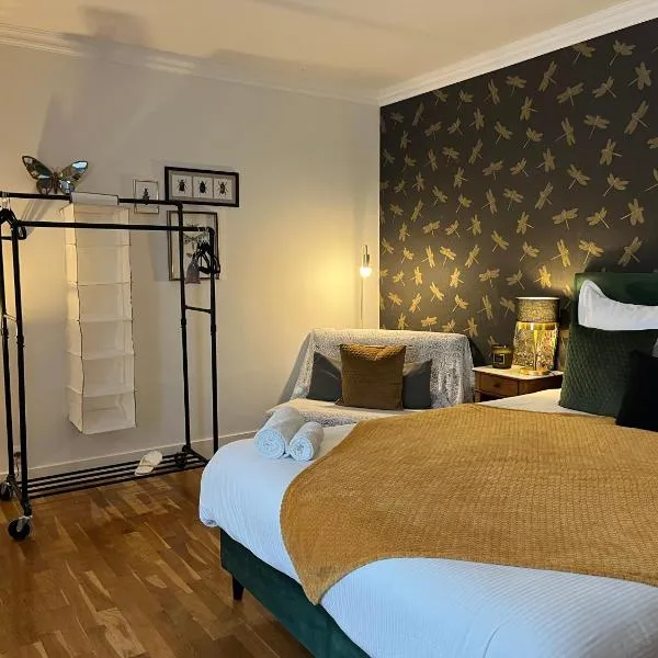 Le prieuré de Saint Thibault, hotel in Saint-Thibault-des-Vignes