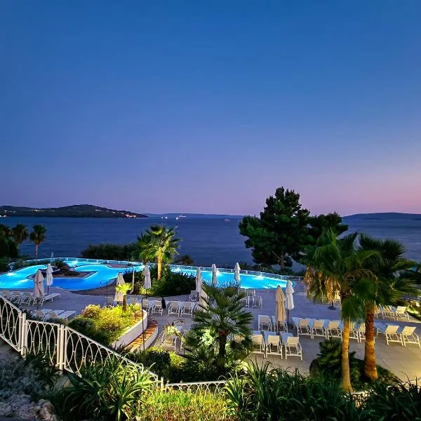 Amadria Park Camping Trogir - Mobile Homes 2, hotel in Seget Vranjica