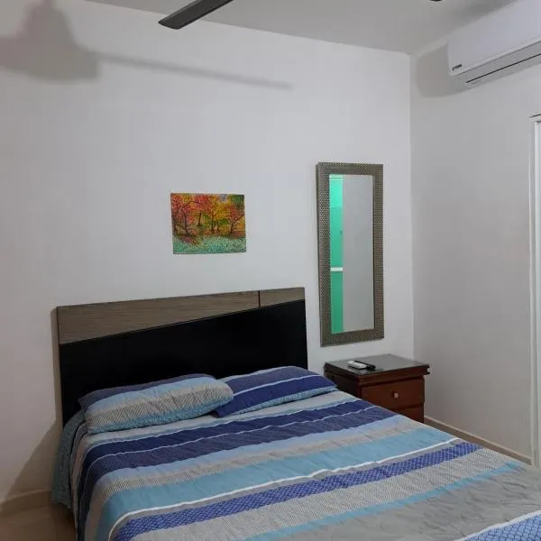 Arriendo habitaciones amobladas con aire acondicionado,位于蒙特里亚的酒店