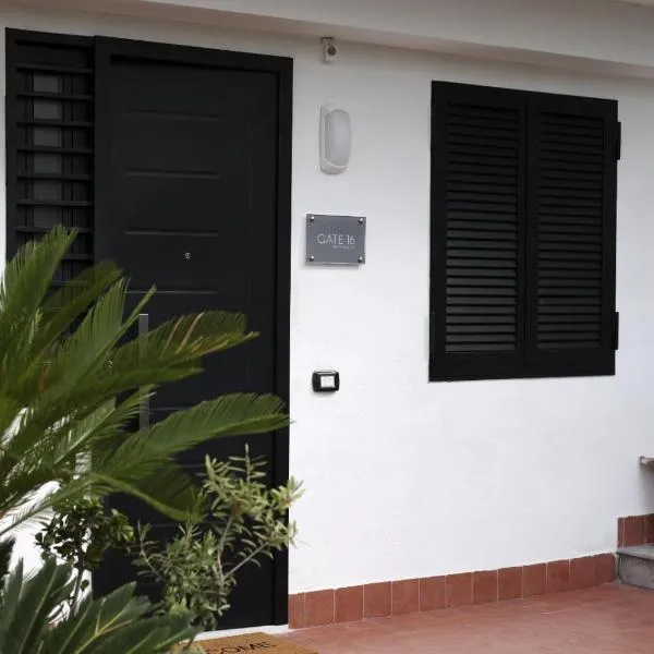 Gate 16 Room Napoli, hotel v Neapoli