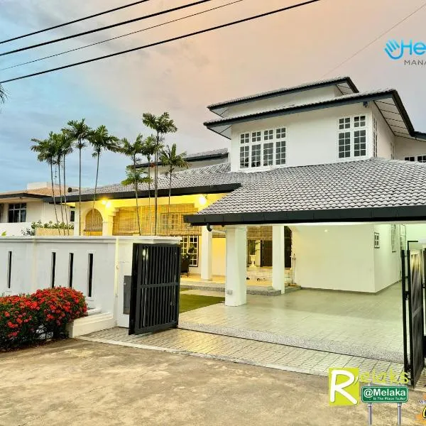 Bungalow Villa 5R-22Pax Private Pool KaraoK BBQ, hotell sihtkohas Melaka