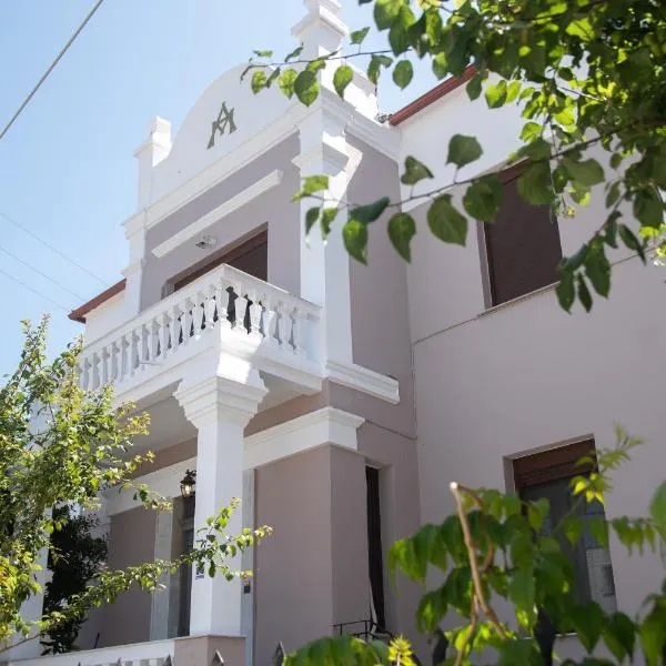 Acropolis Hotel，位于萨索斯的酒店