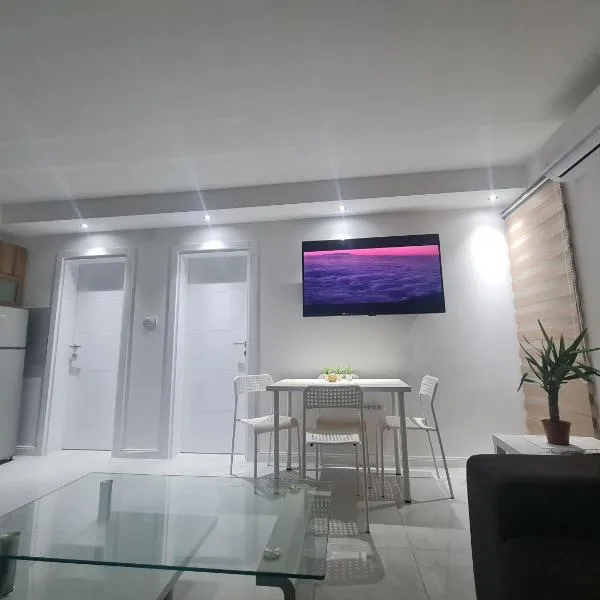 Marash apartman - stan na dan, khách sạn ở Beograd