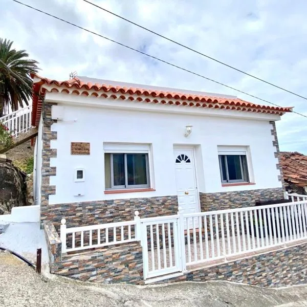 Casa Los Palmeros Perdomo, hotel in Alojera