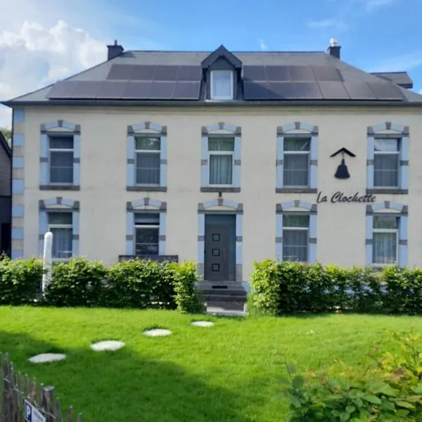 Maison spacieuse unifamiliale. Gîte La Clochette, hotel in Bastogne