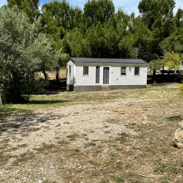 Bungalow BAMBOLERA, hotel v destinaci Torrelaguna