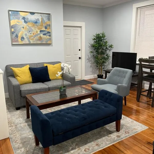 Spacious Apartment in Boston, hotel in Boston