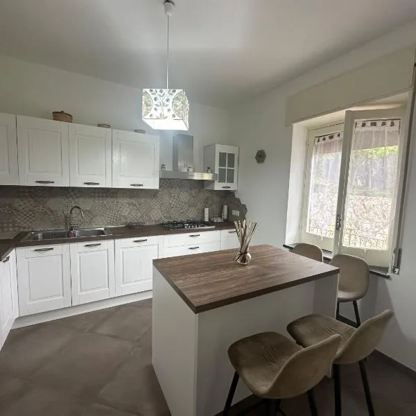 Victoria Luxury Apartment, hotel en Massa Lubrense