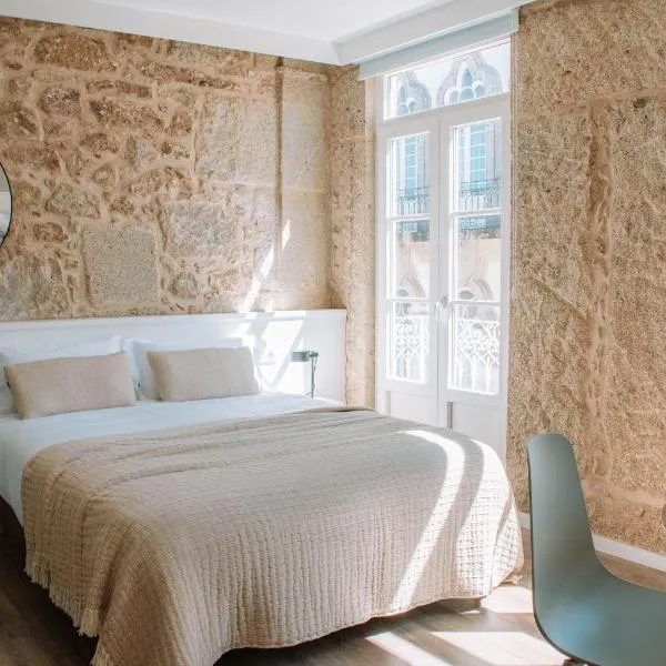 Just Like Home - Vilavelha Suites, Hotel in Valença