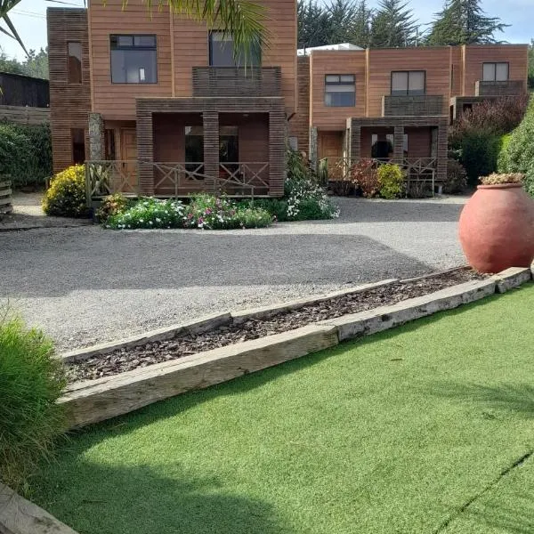 Cabañas Rancho Pinares, hotel v destinaci Pichilemu