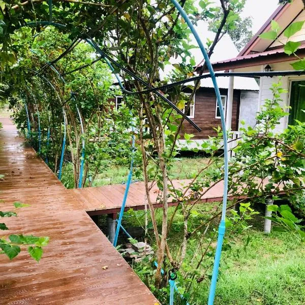 Baan Thung Home Stay, hotel en Prasat