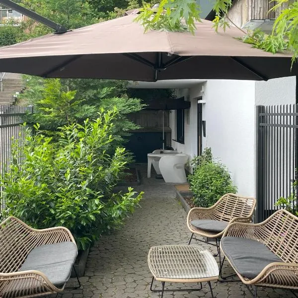 the birdy mountains luxury lodge 146qm, Sauna, Entertainment, hôtel à Schlitz