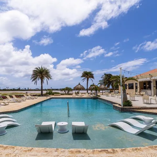 Diamante 121, hotel i Palm-Eagle Beach
