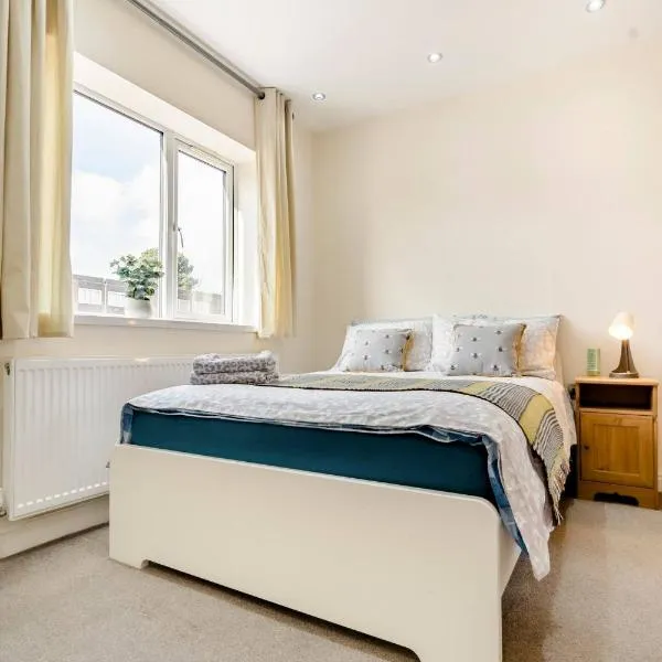 Quiet Private Homestay, Central Birmingham，位于伯明翰的酒店