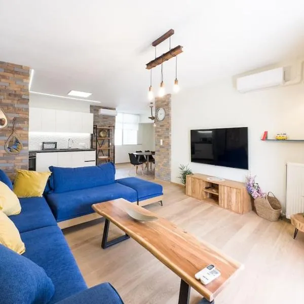 Three Bedroom Stylish Apt next to Acropolis, ξενοδοχείο στην Αθήνα