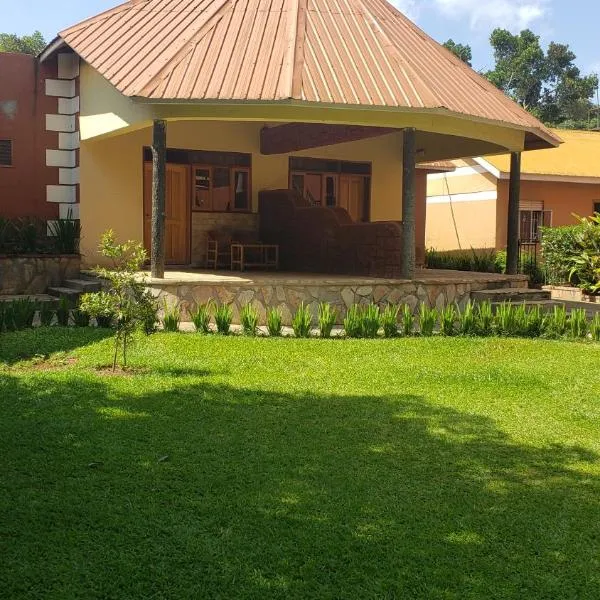Secrets Guest House Entebbe, готель у місті Ентеббе