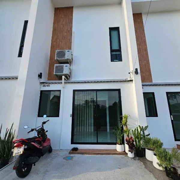Haru Inn Airport, hotel in Ban Bo Han