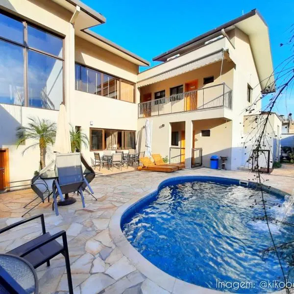 Tons de Mar Apart Hotel, hotel em Ubatuba