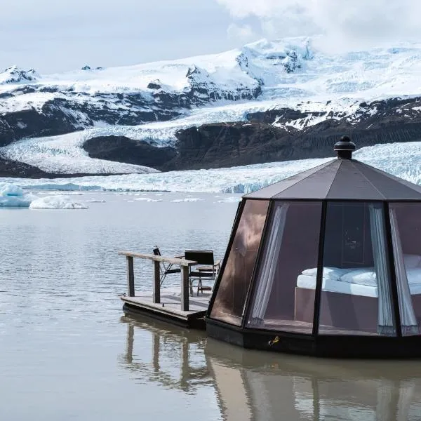 Fjallsarlon - Overnight adventure, hotel in Hof