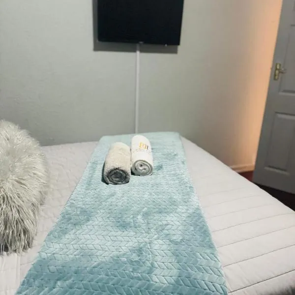 Icebolethu Guest House، فندق في Standerton