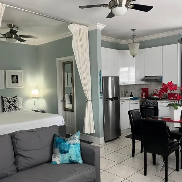 Ocean Breeze Studio With Parking By The Beach, hótel á Miami Beach