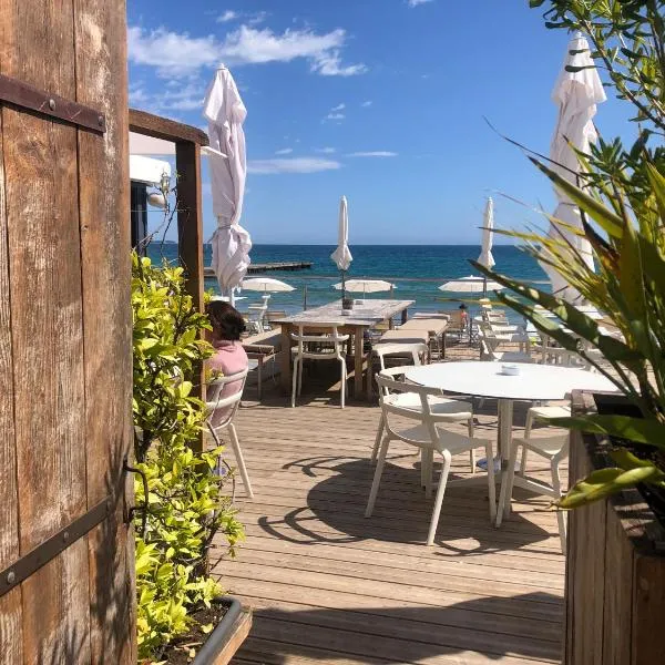 Cannes Terrace Beach Front & Sea view, khách sạn ở Cannes