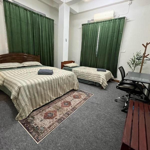 La wood homestay, Kuala Besut