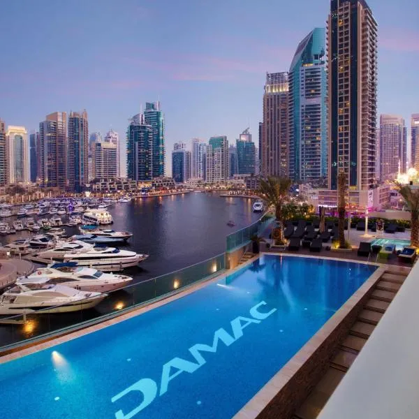 Luxe Sea View High Floor 1 BR in Dubai Marina by Maxx Value Homes, hotel en Dubái