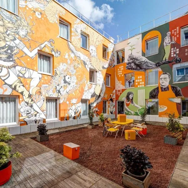 B&B HOME Paris Mairie de Saint-Ouen, hotel v destinaci Saint-Ouen