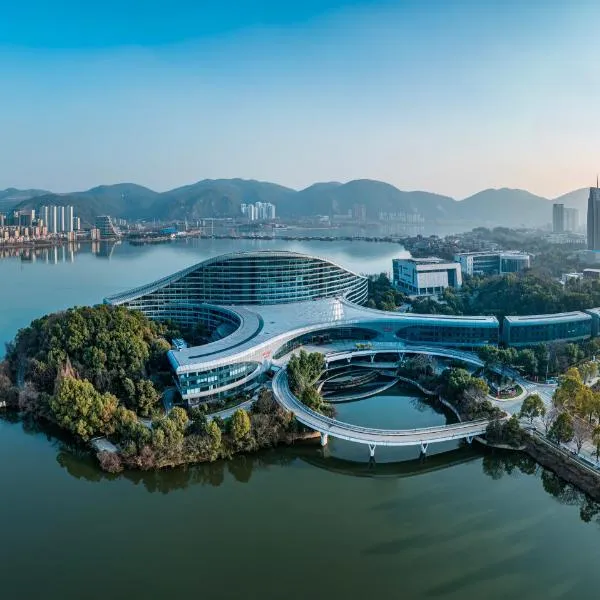 Wingtech Hotel, hotel in Huangshi