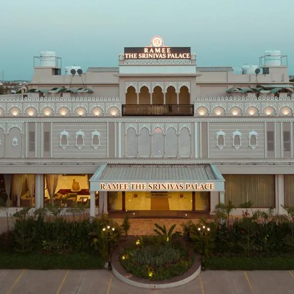 Ramee The Srinivas Palace, hotel v destinaci Bhuj