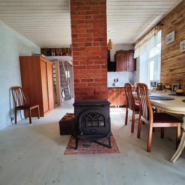 Tedre majutus, Hotel in Kärdla