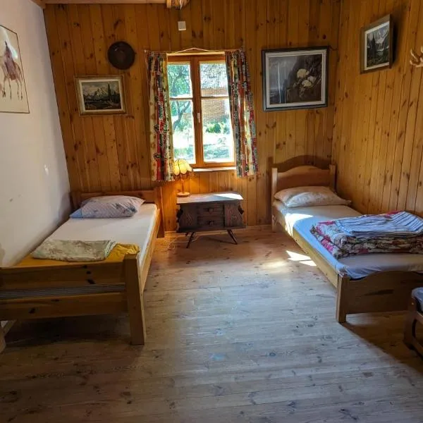 Strautmali Library Apartment in Mazirbe, hotel in Mazirbe