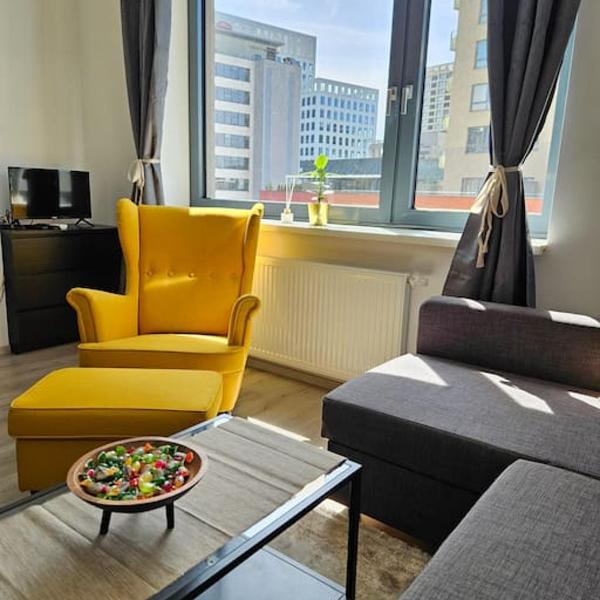Trendy & Quiet Urban Oasis Flat, Bratislava