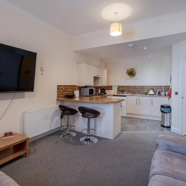 Spacious 2-Bedroom Condo With Free Parking On Site、モントローズのホテル