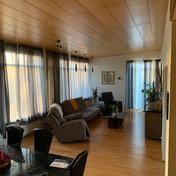 Keflavík में, होटल 3BR Keflavík Home, Sleeps 7, 8 Min to Airport
