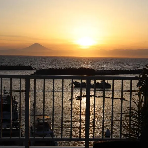 Ashina Bayfront Villa, hôtel à Yokosuka