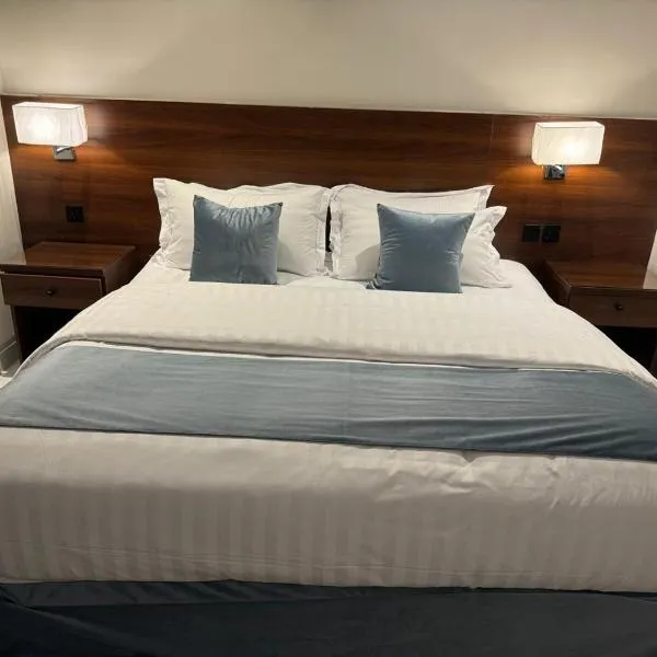 شقق اناسي الوردية للشقق المخدومة, hôtel à Al Baha