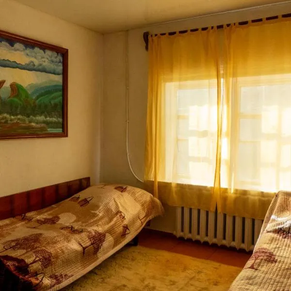 Eagle's Nest, hotel em Karakol