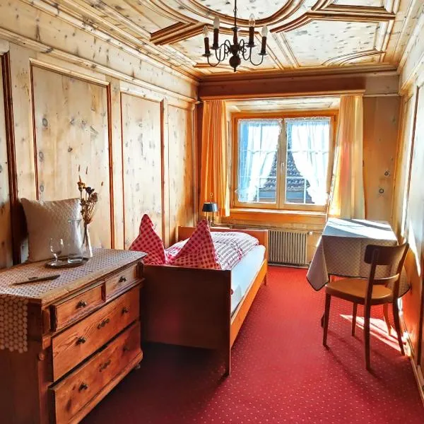 Gasthaus zum Rathaus, hotel in Saas