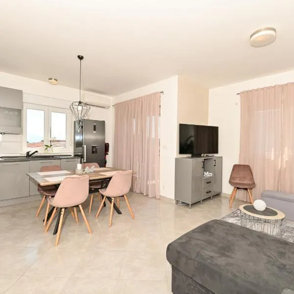 Apartment Marko, hotel di Trogir