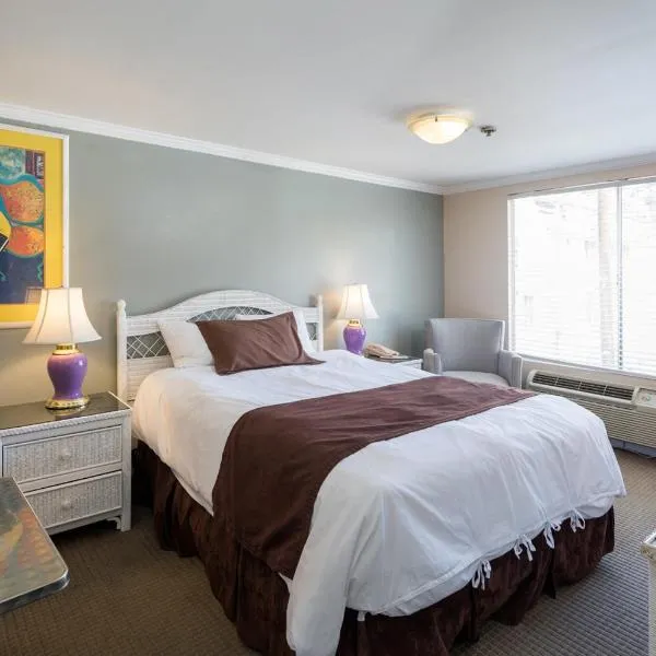 Glenmore Plaza Hotel, Hotel in Avalon