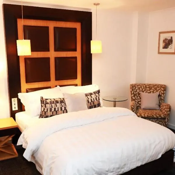 Maltings Hotel, hotel in Dunfermline