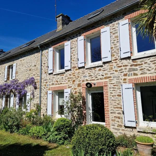 La Maison des Soeurs - Maison de charme du 18 ème siècle - Logement entier, hotel u gradu 'Trégomeur'