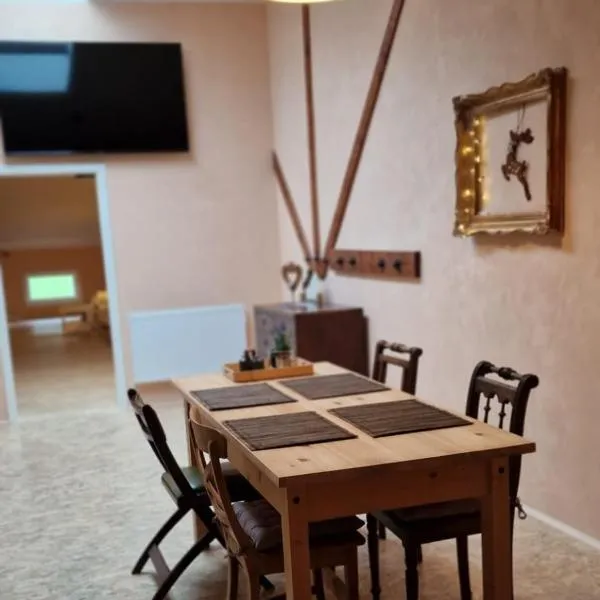 Stilvolles Loft mit viel Platz, hotel en Kassel