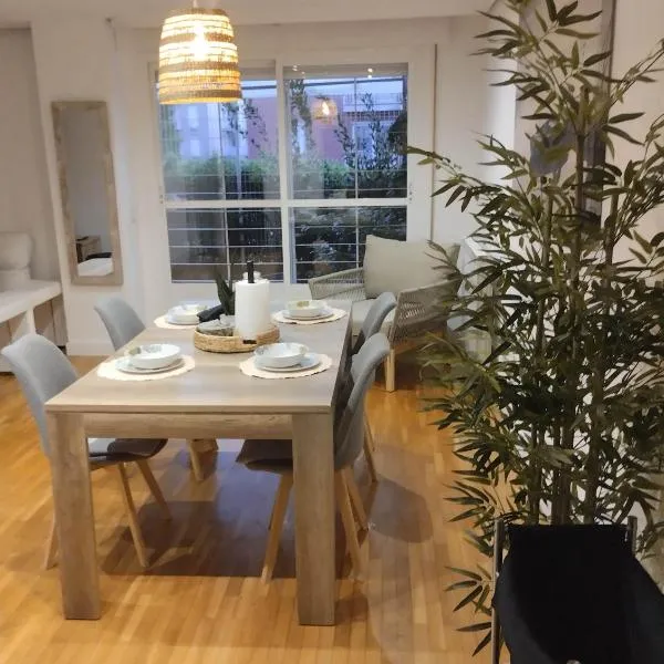 bonito piso zonas 1'5 del centro, hotel v destinaci Pamplona