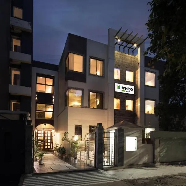 Treebo White Castle, Gurgaon，位于古尔冈的酒店