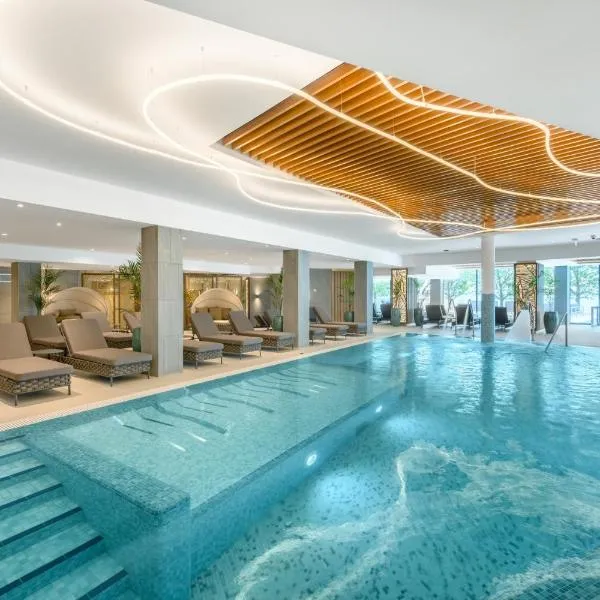 Kenese Bay Garden Resort & Conference, hotel v destinaci Balatonkenese