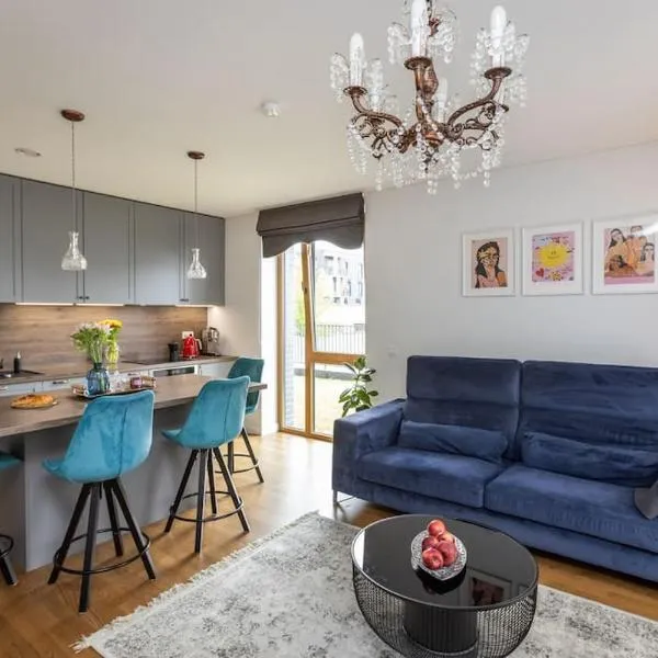Stylish Apartment with Terrace by URBAN RENT, hotel v destinaci Vilnius