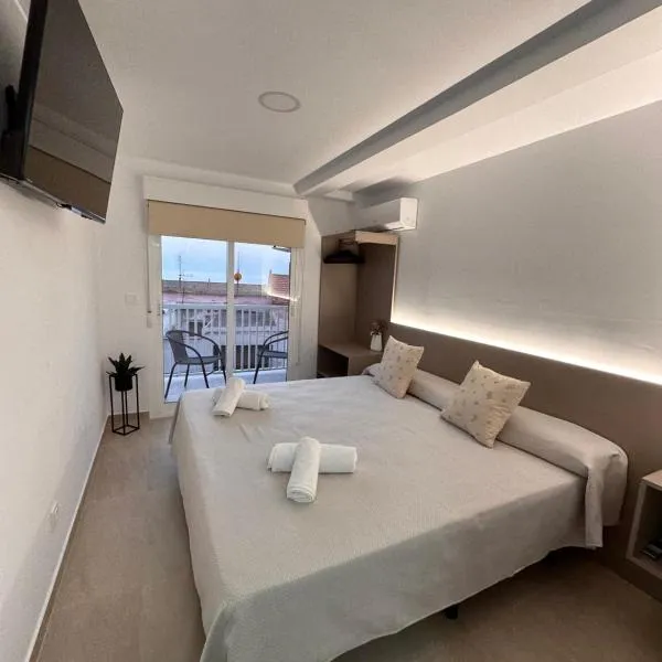 Brisa del mar Primera linea de playa, готель у місті Пуерто-де-Масаррон